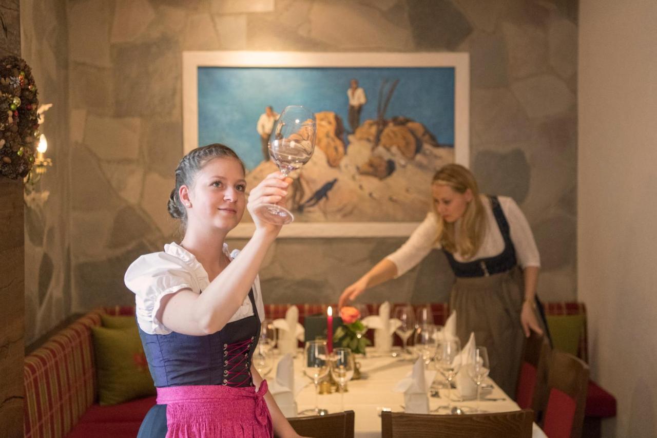 Hotel Pettneuerhof เพทท์นอย อัม อาร์ลแบร์ก ภายนอก รูปภาพ