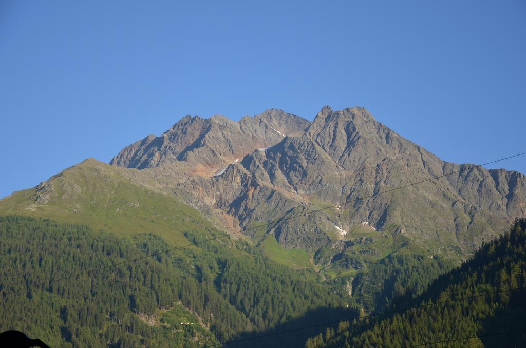 Hotel Pettneuerhof เพทท์นอย อัม อาร์ลแบร์ก ภายนอก รูปภาพ